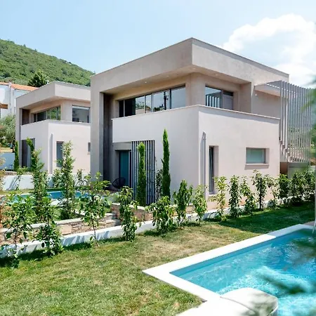 Sunblue Boutique Villa *