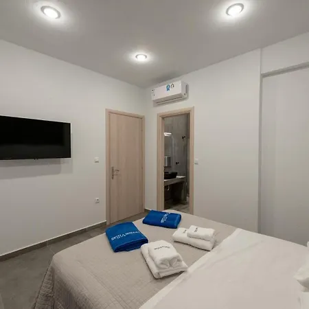 Villa Sunblue Boutique *
